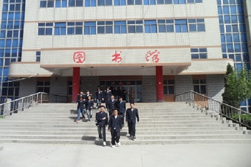 初中起點(diǎn)學(xué)習(xí)電子商務(wù)專業(yè)課程難不難？