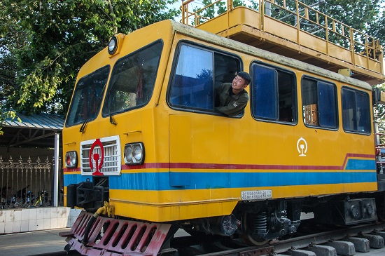 石家莊東華鐵路學校電力機車運用與檢修專業(yè)好就業(yè)嗎？