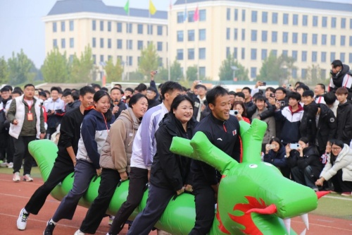 重磅利好！保定 8 個貧困縣學子就讀石家莊東華鐵路學校補助政策全解析