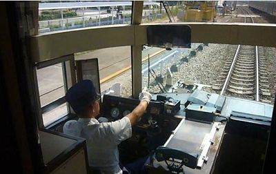 火車司機(jī)工資大概多少錢？哪里有火車司機(jī)培訓(xùn)班